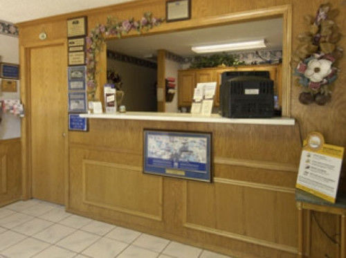 Express Inn Юрека Спрингс Екстериор снимка
